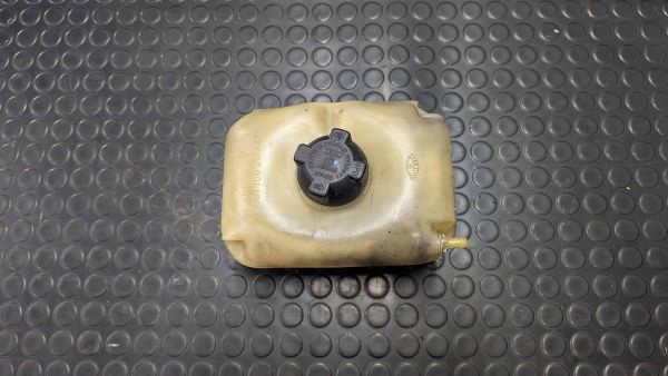 Porsche 924 Turbo Expansionsgefäss Kühlwasser  931 106 265 02