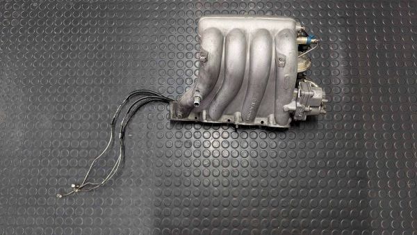 Preview: Porsche 924 Turbo Saugrohr Ansaugkrümmer Drosselklappe 931 110 141 7R