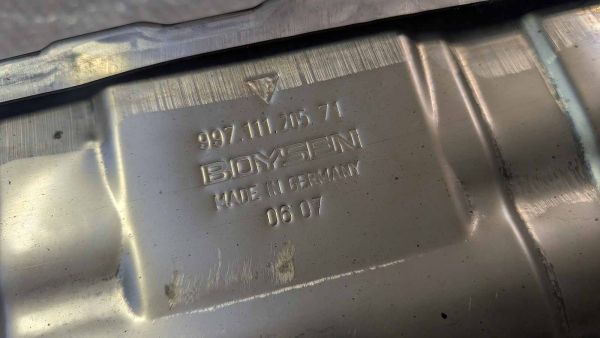Preview: Porsche 997.1 Turbo Abgasanlage komplett mit Kats original und Blenden