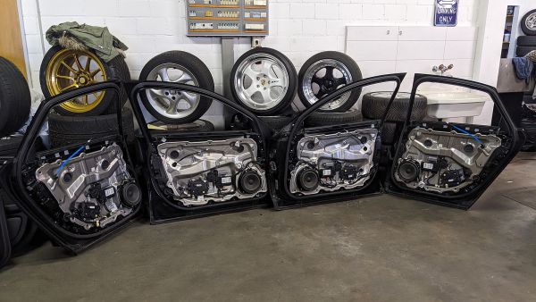 Preview: A8 D3 Set Softclose-Türen mit Fenster Doppelverglasung