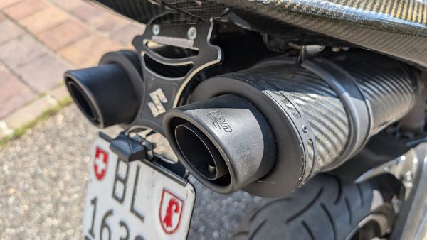 Suzuki B-King Streetfighter "Carbon Arte"