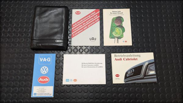 Preview: Cabrio Typ89 Bordmappe Leder mit Bedienungsanleitung