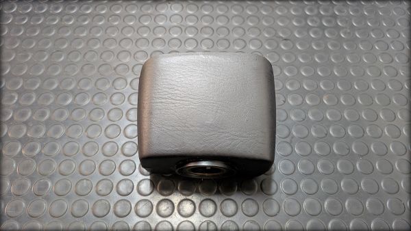 Preview: Cabrio Typ89 80 S2 RS2 B4 Verkleidung Lenkstockschalter für 3-Speichen Lenkrad