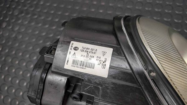 Preview: Cayenne Turbo 957 Scheinwerfer Xenon 7L5.941.032.D 7L5.941.031.D