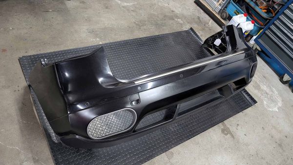 Preview: Cayenne Turbo 957 Stossstange hinten mit Parksensoren