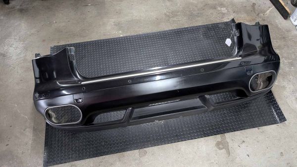 Preview: Cayenne Turbo 957 Stossstange hinten mit Parksensoren