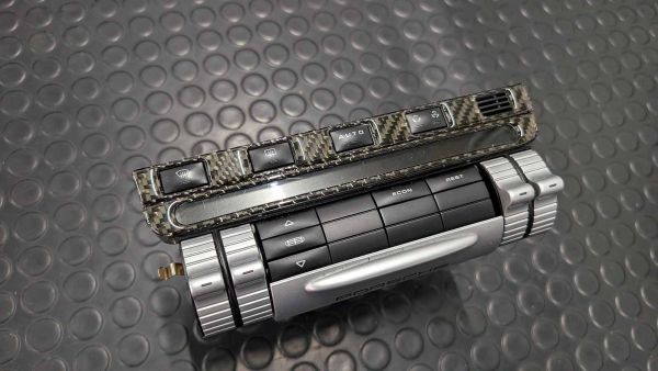 Preview: Cayenne Turbo 957 Carbon Klimaregler 7L5 907 040 BT