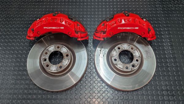 Cayenne Turbo S 957 Bremse Bremssättel Scheiben Vorderachse