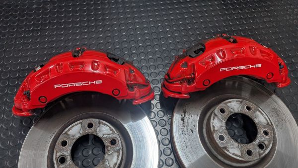 Preview: Cayenne Turbo S 957 Bremse Bremssättel Scheiben Vorderachse