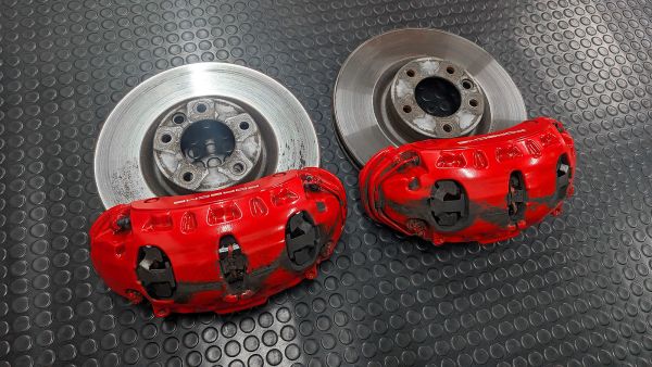 Preview: Cayenne Turbo S 957 Bremse Bremssättel Scheiben Vorderachse