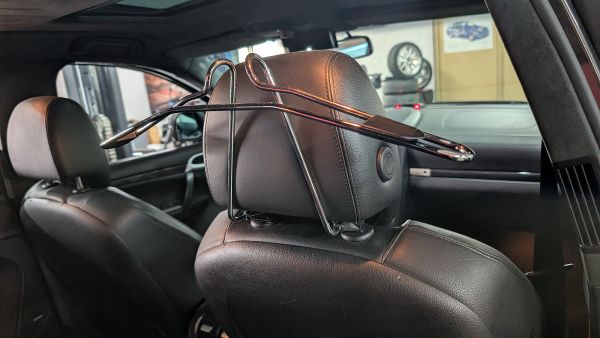 Cayenne Turbo S 957 Kleiderbügel