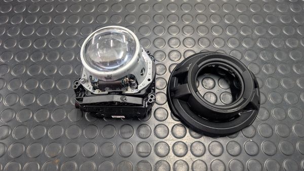 Cayenne Turbo S 957 Xenon Linse Scheinwerfer links