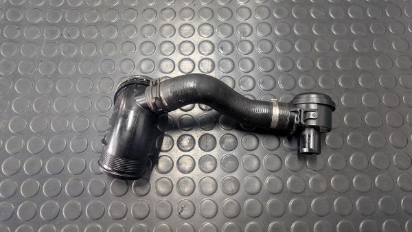 Cayenne Turbo S 957 Turboschlauch Schubumkehrventil