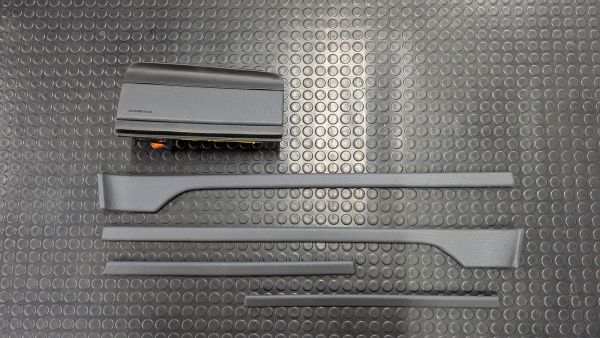 Coupe Typ89 Live Ausstattung Dekor Leisten Beifahrerairbag