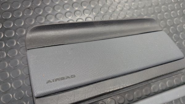 Preview: Coupe Typ89 Live Ausstattung Dekor Leisten Beifahrerairbag