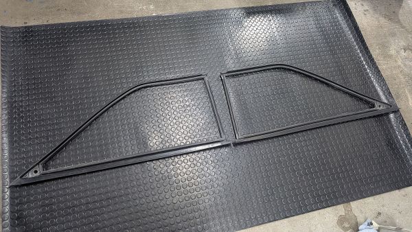 Coupe Typ89 S2 Dichtungen Dreiecksfenster