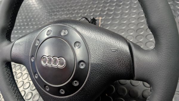 Preview: Coupe Typ89 S2 3-Speichen Lenkrad Airbag neu bezogen