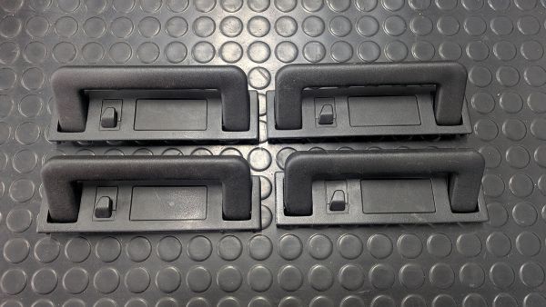 Coupe Typ89 S2 Angstgriffe Haltegriffe schwarz