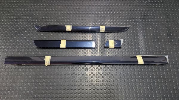 Coupe Typ89 S2 Leisten Dekorleisten Türen Kotflügel Seitenwand