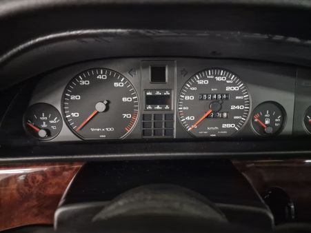 Audi V8 Handschalter