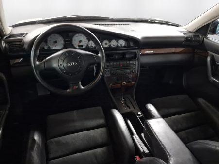 Audi S6 C4 V8