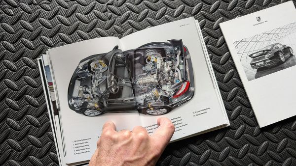 Porsche 997 GT2 Prospekt Buch Daten
