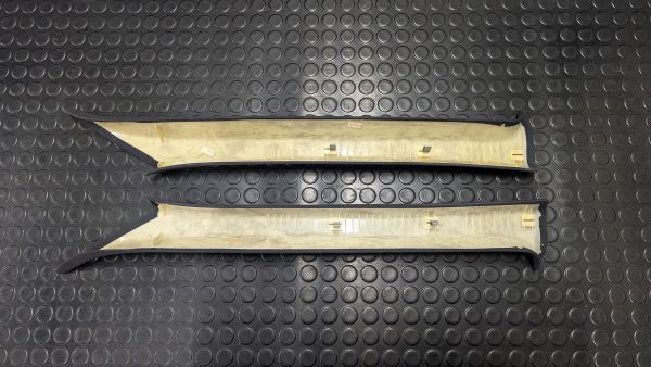 RS2 A-Säulen-Verkleidungen
