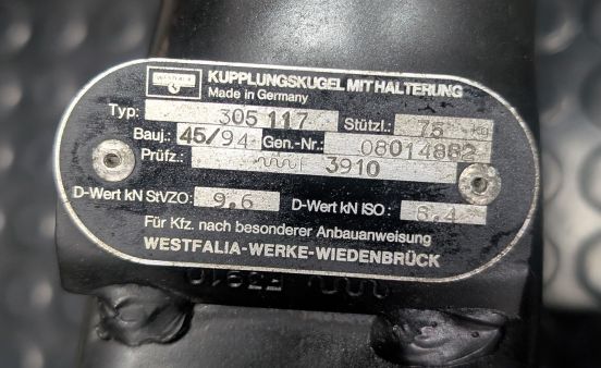 RS2 Anhängerkupplung Werksausführung mit Kabelbaum