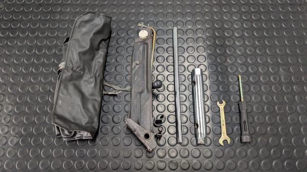 RS2 Bordwerkzeug