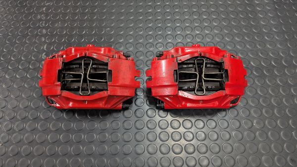 Preview: RS2 Bremssättel hinten mit Belägen