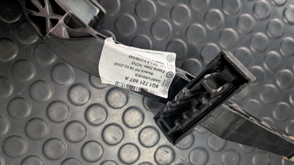 Preview: RS2 Gaspedal neu 8G1 721 507 A
