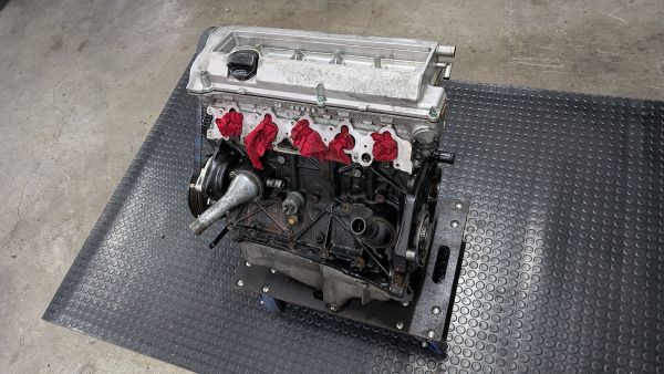 RS2 Motor Grundmotor Block Zylinderkopf