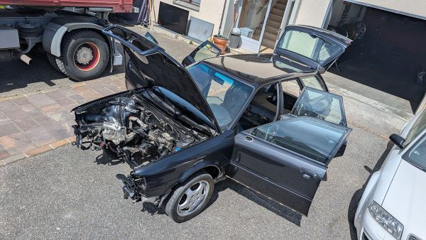 RS2 Karosserie / teilzerlegt für Neuaufbau