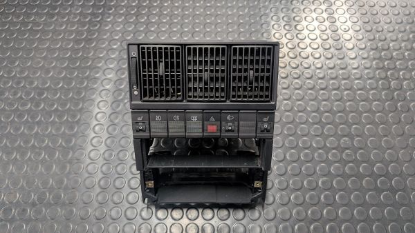 RS2 Konsole Schacht Radio Klima Schalter