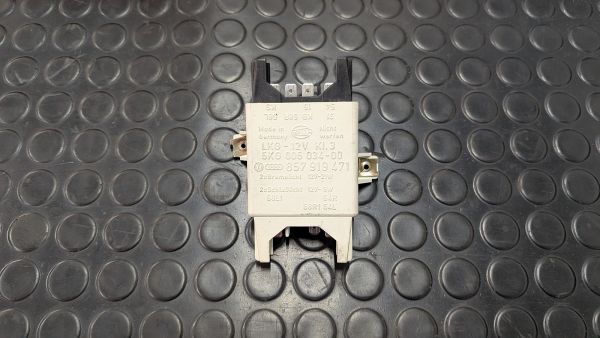 RS2 Steuergerät Lampenkontrolle 857 919 471