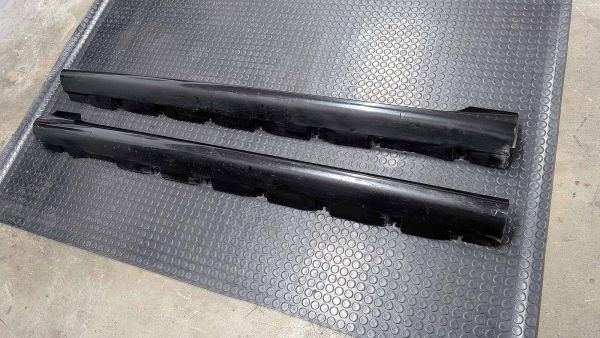 Preview: RS3 8P Schwellerverkleidungen