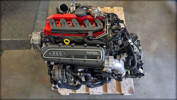 RS3 8P Motor mit Anbauteilen inkl. Getriebe