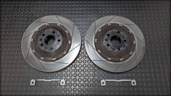 Preview: RS3 8P Bremse rundum Sättel Scheiben Spezial