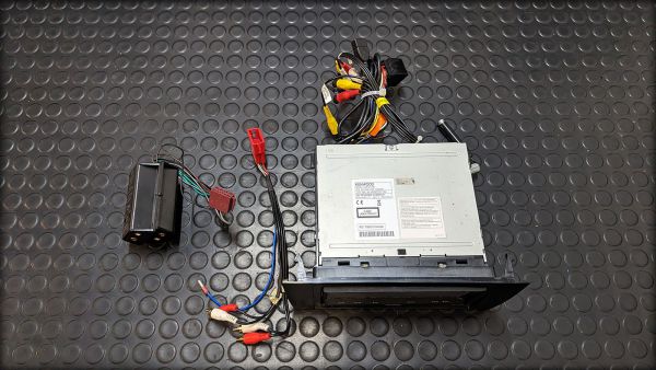 RS4 Biturbo Multimediagerät Kenwood