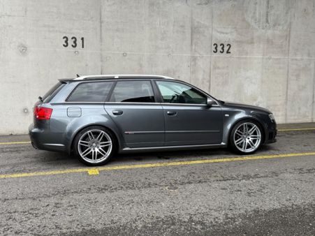 Preview: Audi RS4 B7 Avant daytonagrau