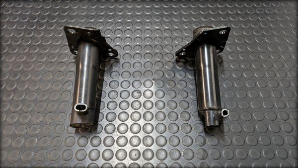 Preview: RS4 B7 Träger / Aufnahmen Stosssstange vorne