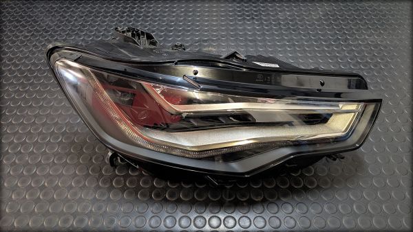 Preview: RS6 C7 4G Scheinwerfer rechts