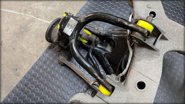 Preview: RS6 C5 Hinterachse Stabi Querlenker Radnaben teils neu gelagert