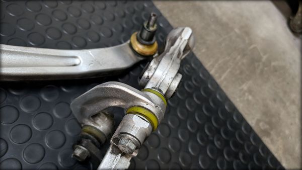 Preview: RS6 C5 Vorderachse Stabi Querlenker teils neu gelagert