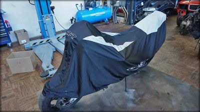 Preview: S 1000 RR Race-Teppich mit Haube / Schutz