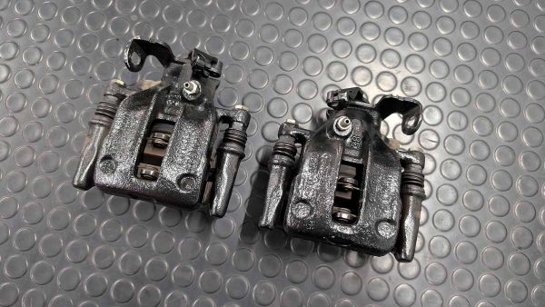 Preview: S2 B4 Bremssättel hinten