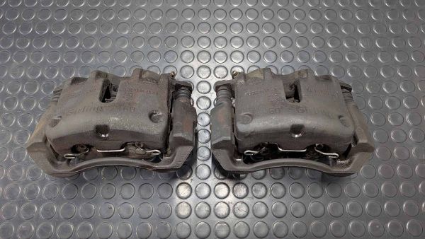 S2 Bremssättel vorne