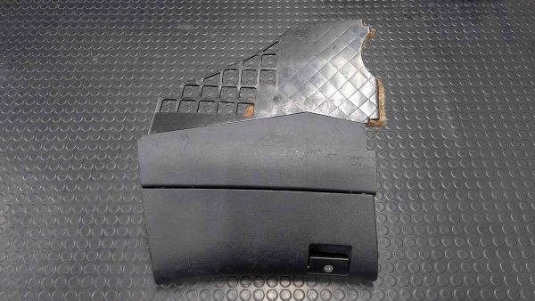 RS2 S2 Handschuhfach Modell 1995 Doppelairbag
