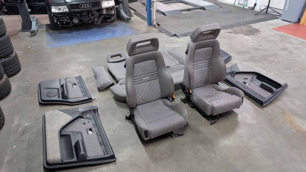Preview: S2 Avant Recaro Sitze Stoff grau Ausstattung