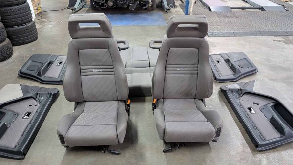 Preview: S2 Avant Recaro Sitze Stoff grau Ausstattung
